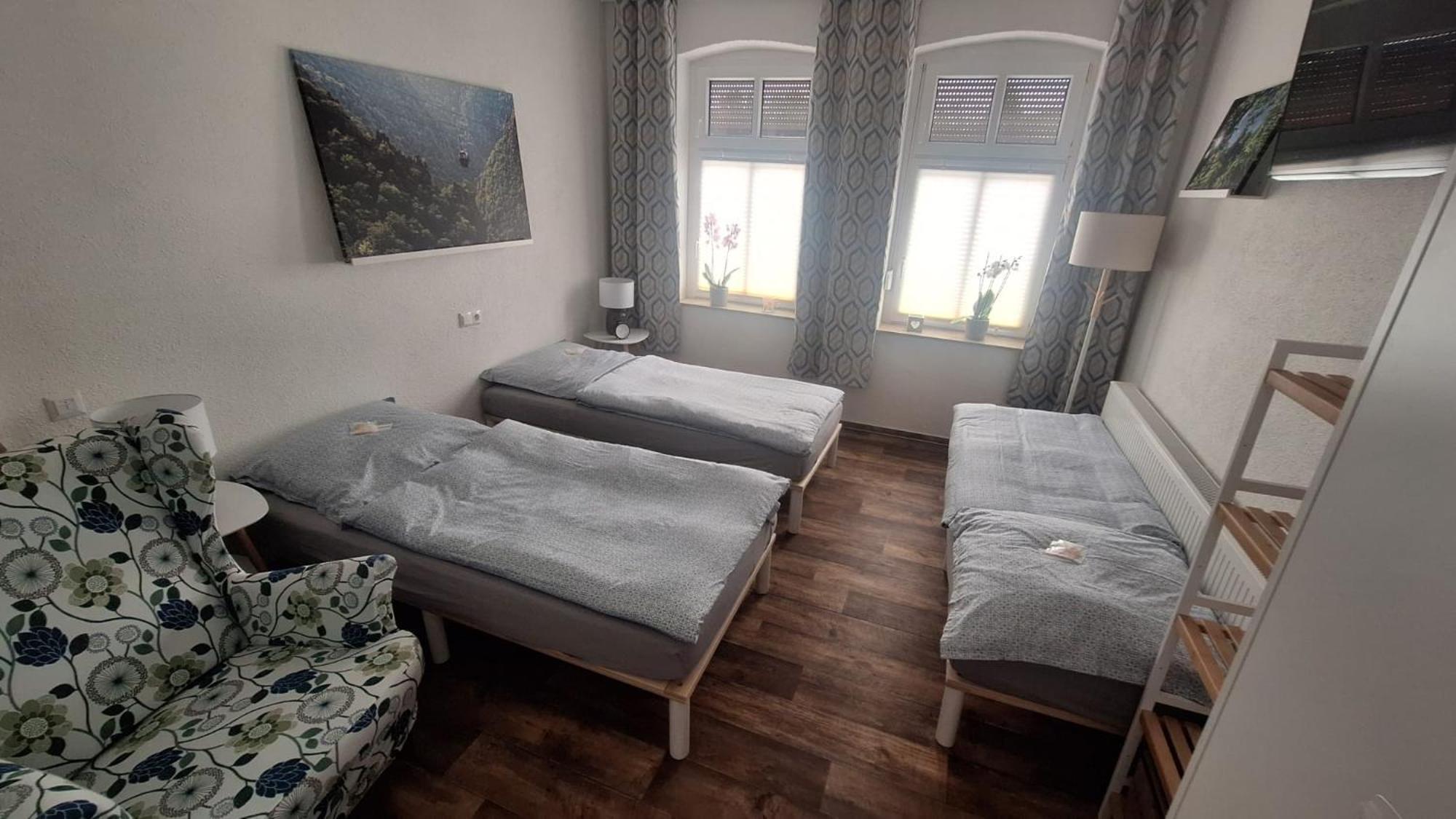 Pauls Hexenhaus Wohnung Teufel Mit Familienbett ทาเลอ ภายนอก รูปภาพ